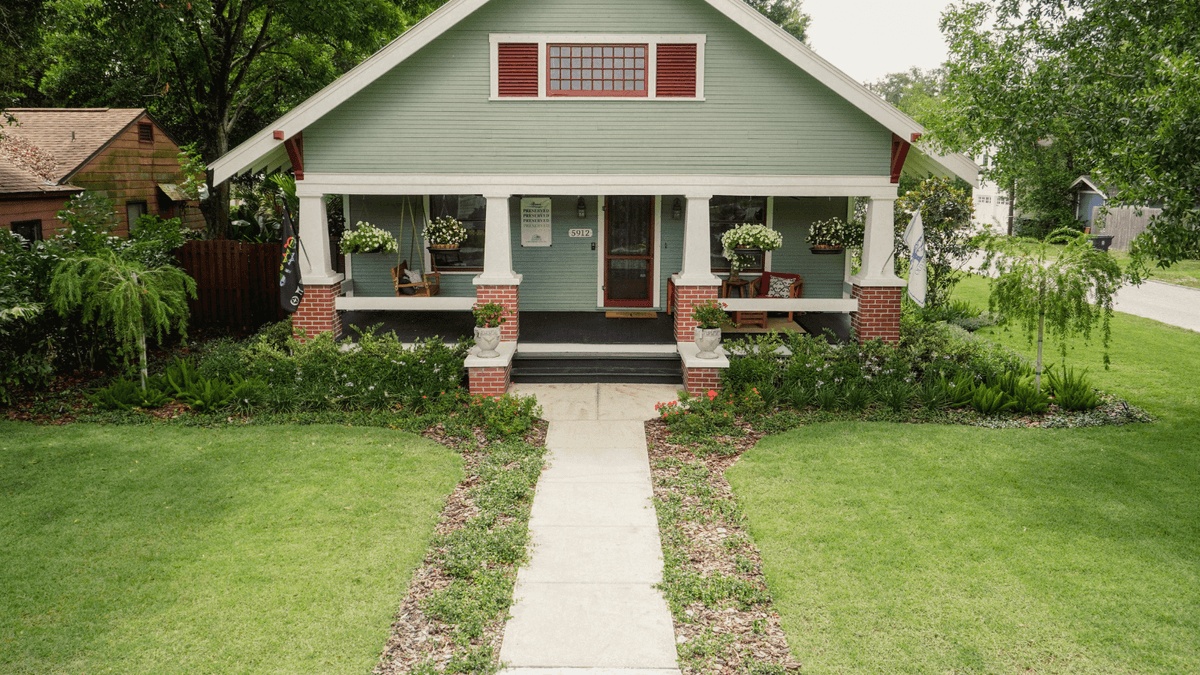 Tropical landscape design, Florida