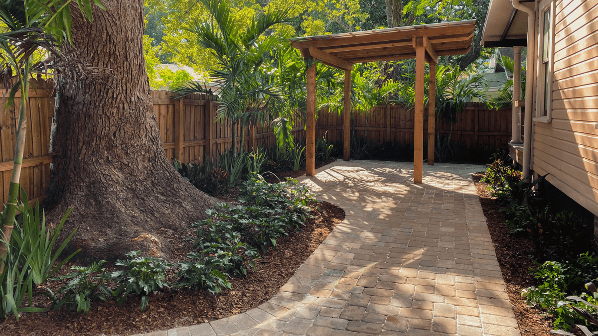Front yard landscape design, Tampa