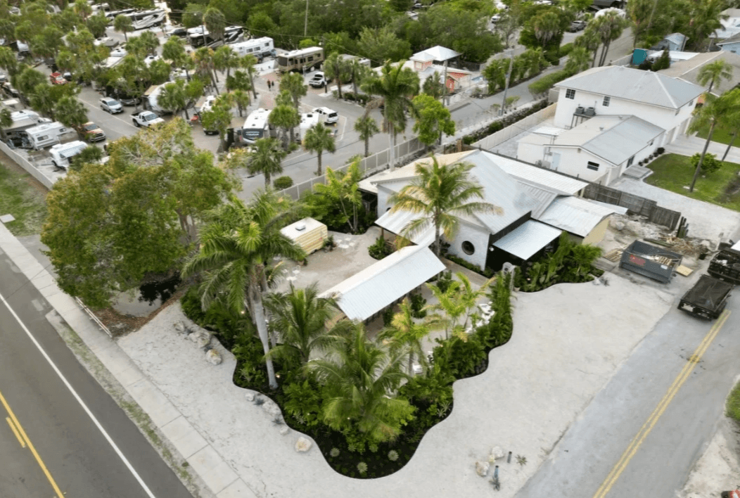 Arrows and Bow Mercantile — before and after landscaping photo 5