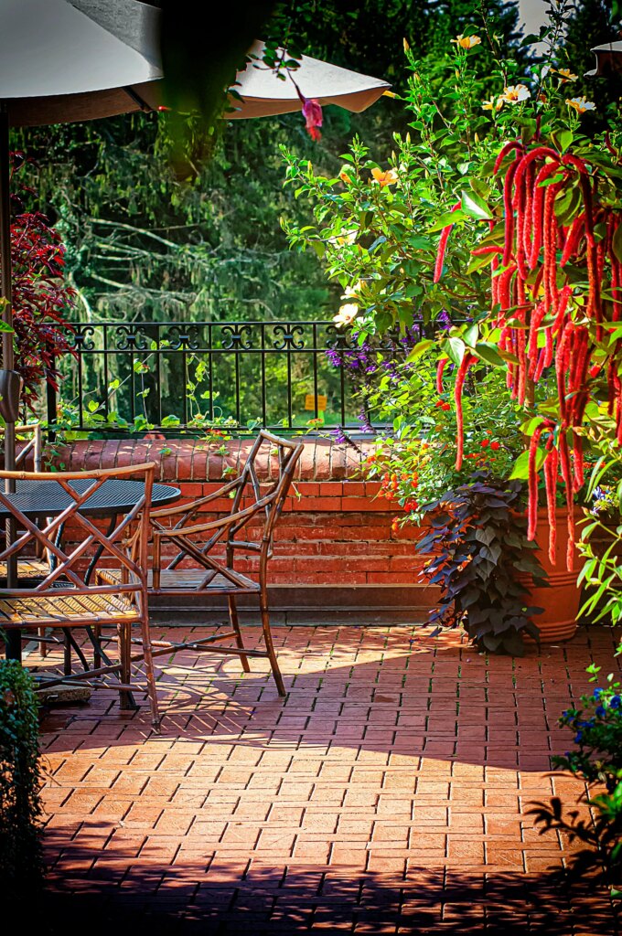 Luxury Patio Design Tampa: The Engineering Behind Layer…